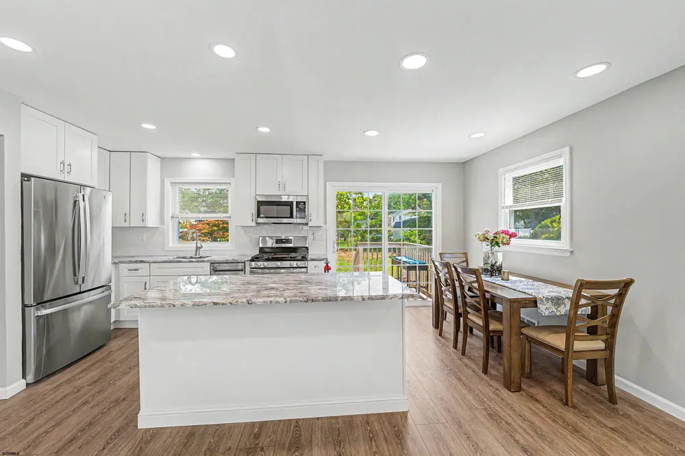 141 Bala Dr Somers Point, NJ 08244
