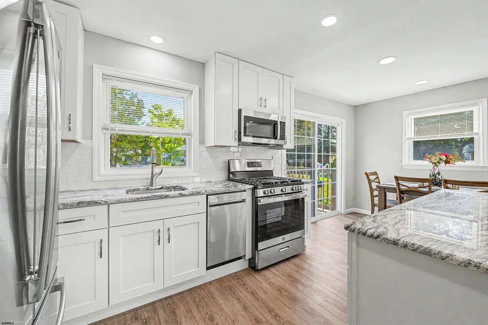 141 Bala Dr Somers Point, NJ 08244