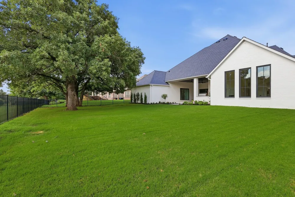 4500 Saddlewood Drive Flower Mound, TX 75028