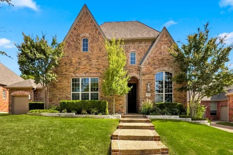730 Dentwood Trail