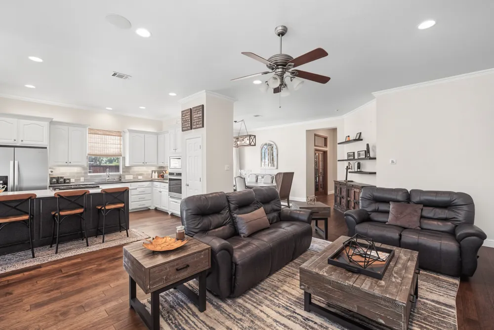 8541 Thorne Drive Lantana, TX 76226