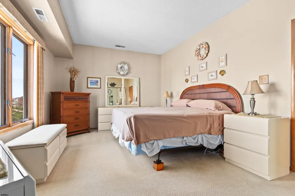 3007 Bayshore Ave Brigantine, NJ 08203