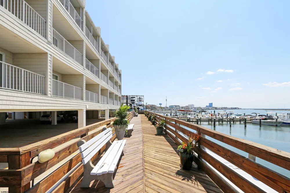 3007 Bayshore Ave Brigantine, NJ 08203