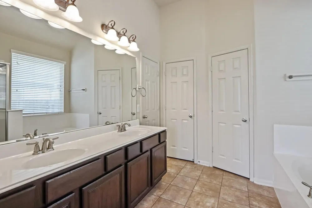 12911 Misty Lantern Lane Houston, TX 77044