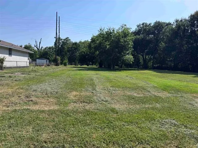 1417 Dequeen Boulevard Port Arthur, TX 77640