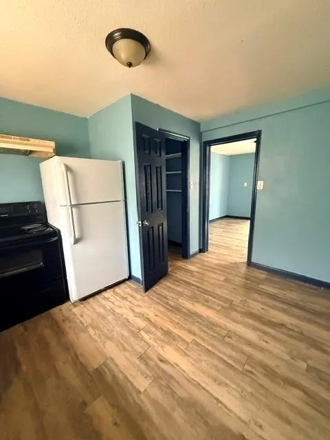 5006 Avenue M #2
