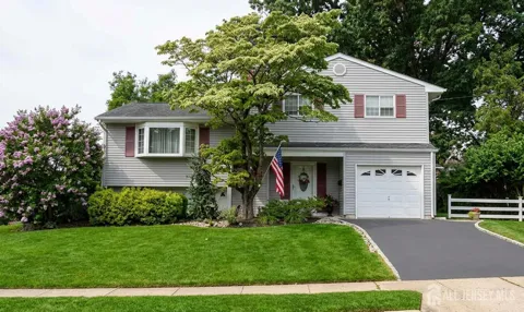 2 Peachwood Court