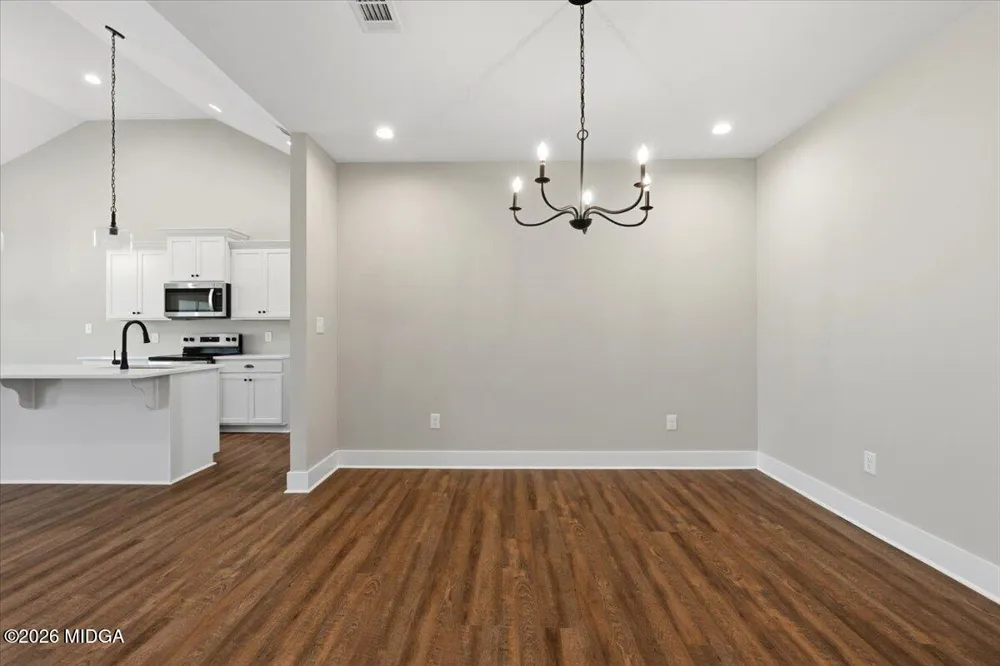 140 Overland Way Gray, GA 31032