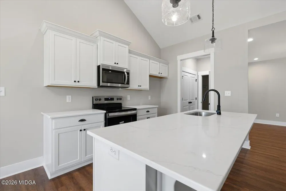 140 Overland Way Gray, GA 31032