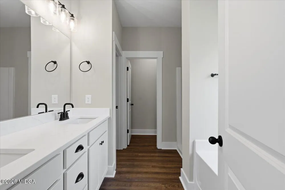 140 Overland Way Gray, GA 31032