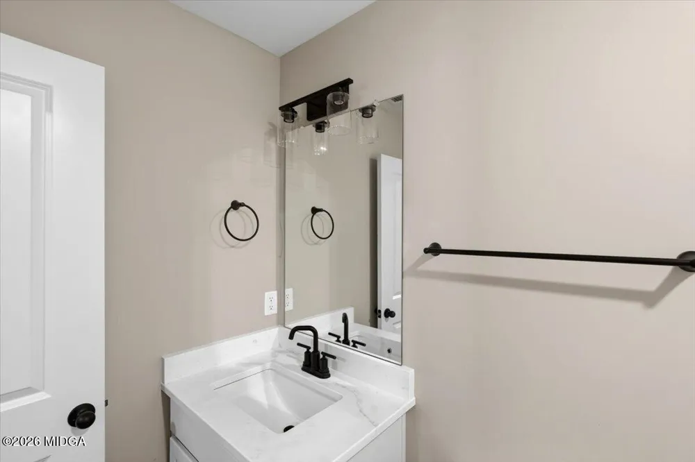 140 Overland Way Gray, GA 31032