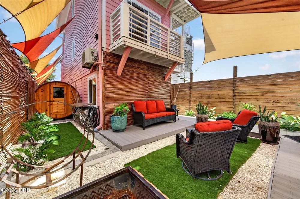 881 Catfish Avenue New Smyrna Beach, FL 32169