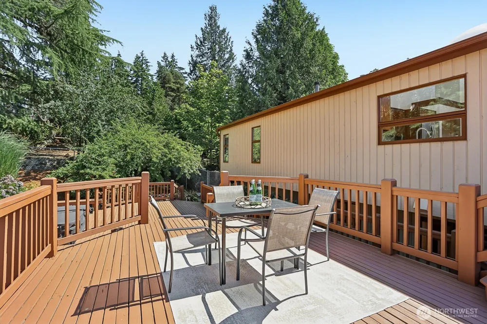 13604 SE 1st Street Bellevue, WA 98005