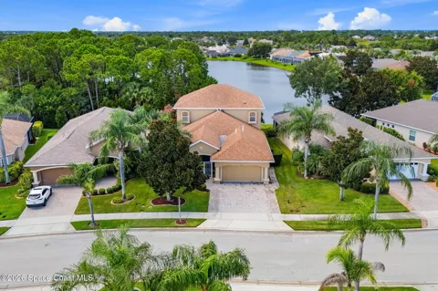 1426 Clubhouse Drive