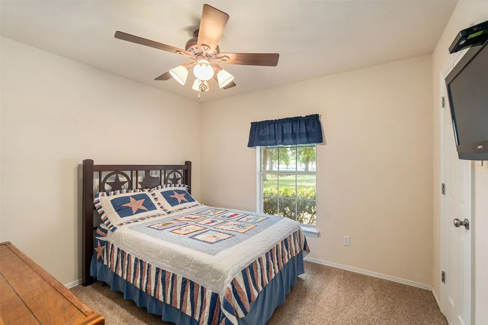 17325 County Road 4067 Kemp, TX 75143