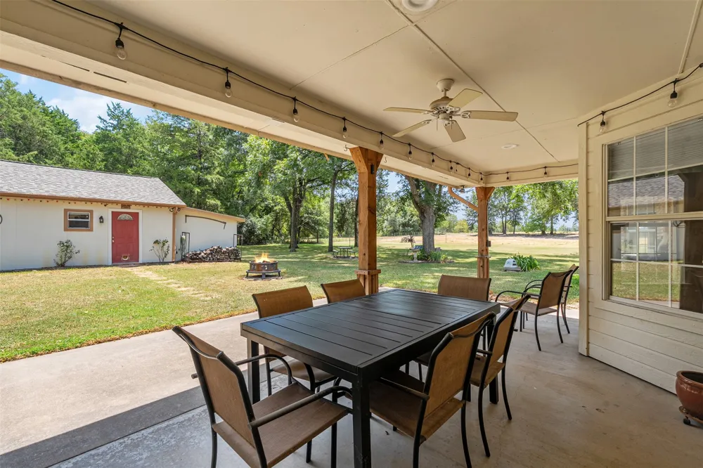 17325 County Road 4067 Kemp, TX 75143