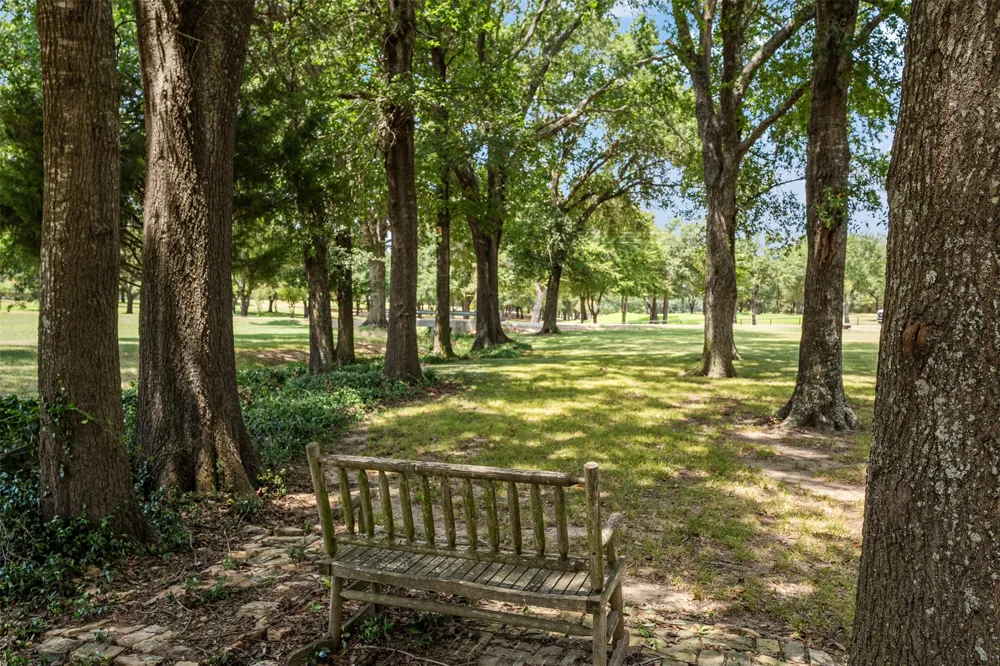 17325 County Road 4067 Kemp, TX 75143