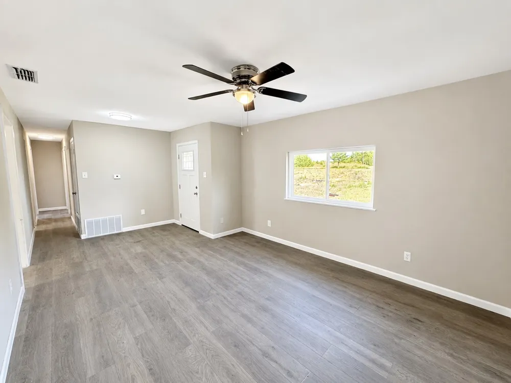8275 Bay Drive Quinlan, TX 75474