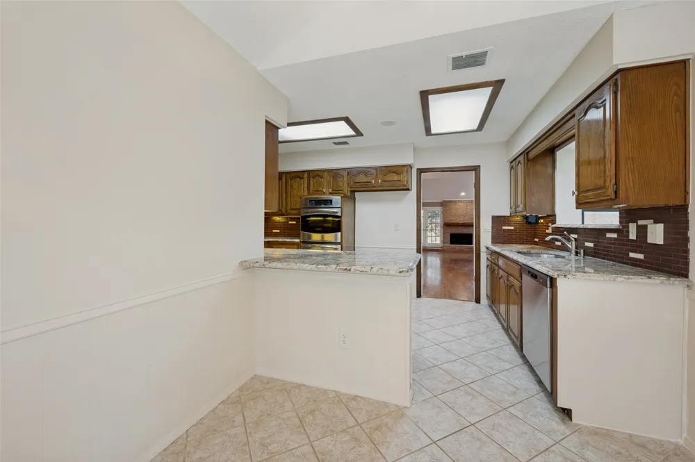 4043 Morman Lane Addison, TX 75001