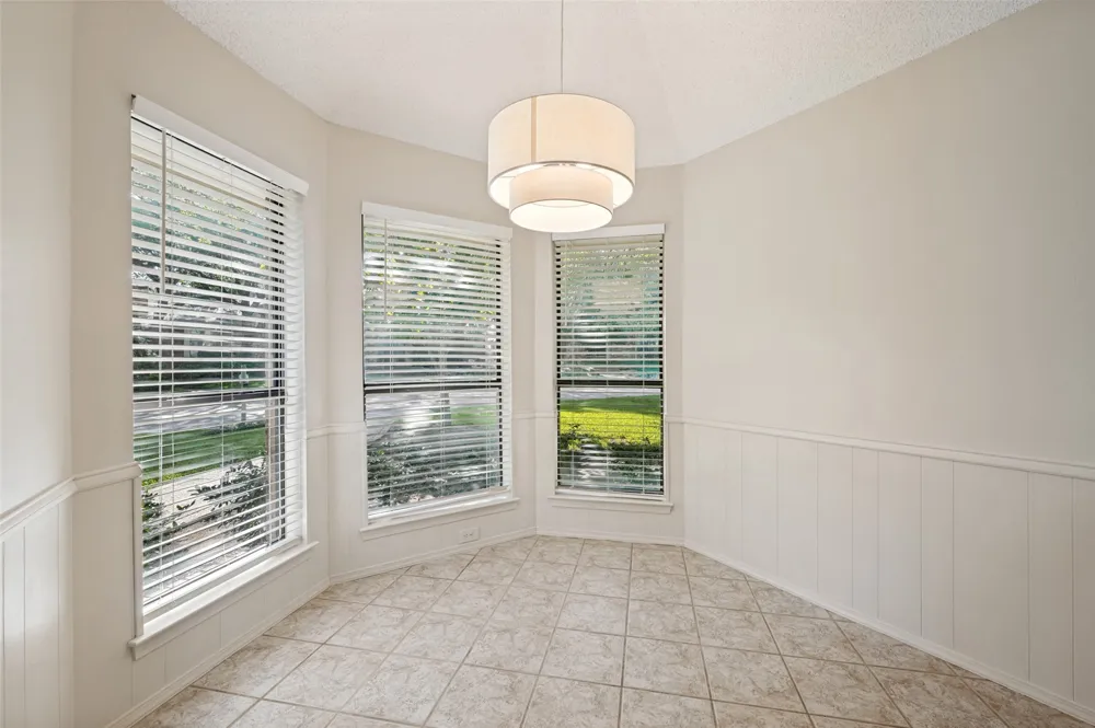 4043 Morman Lane Addison, TX 75001
