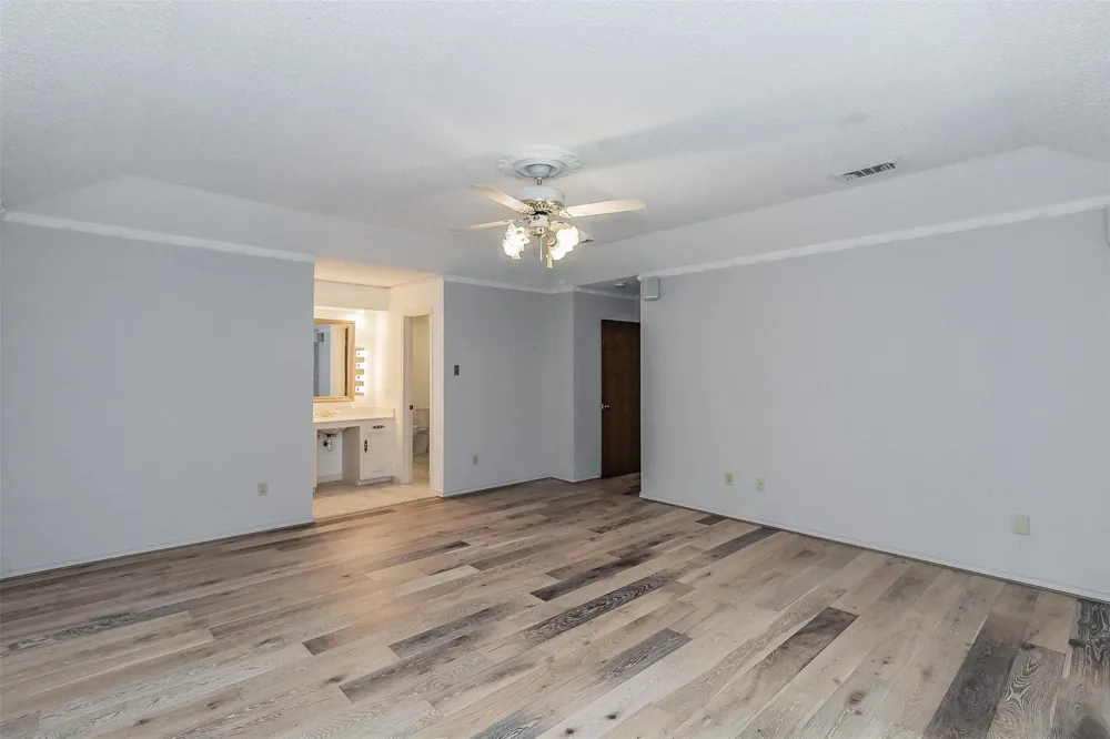 2604 Twinpost Court Irving, TX 75062