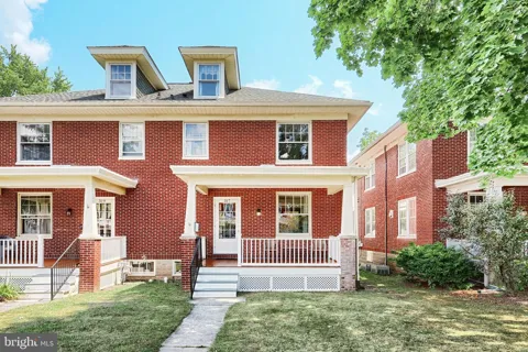 317 STRATTON STREET