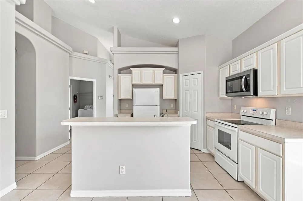 16616 PALM SPRING DRIVE Clermont, FL 34714