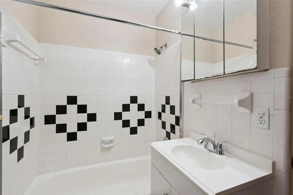 2028 ALBERT LEE PARKWAY Winter Park, FL 32789