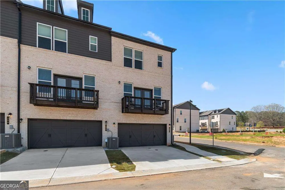 2818 Daybreak LN Newnan, GA 30265