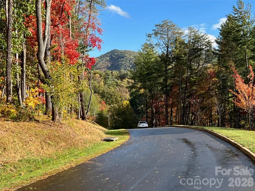 165 Riverbend Forest Drive #11 Asheville, NC 28805