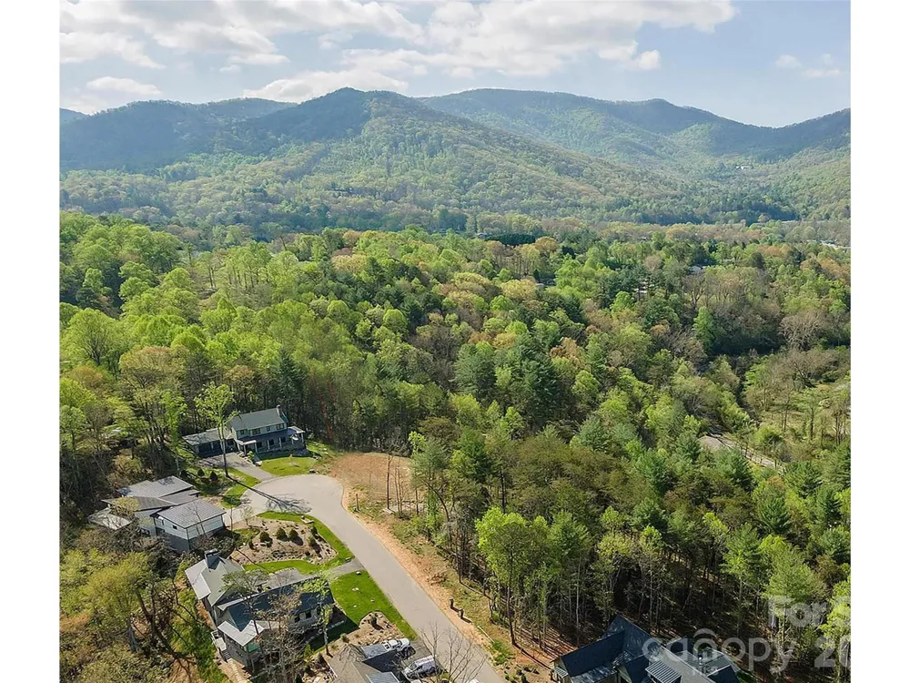 165 Riverbend Forest Drive #11 Asheville, NC 28805