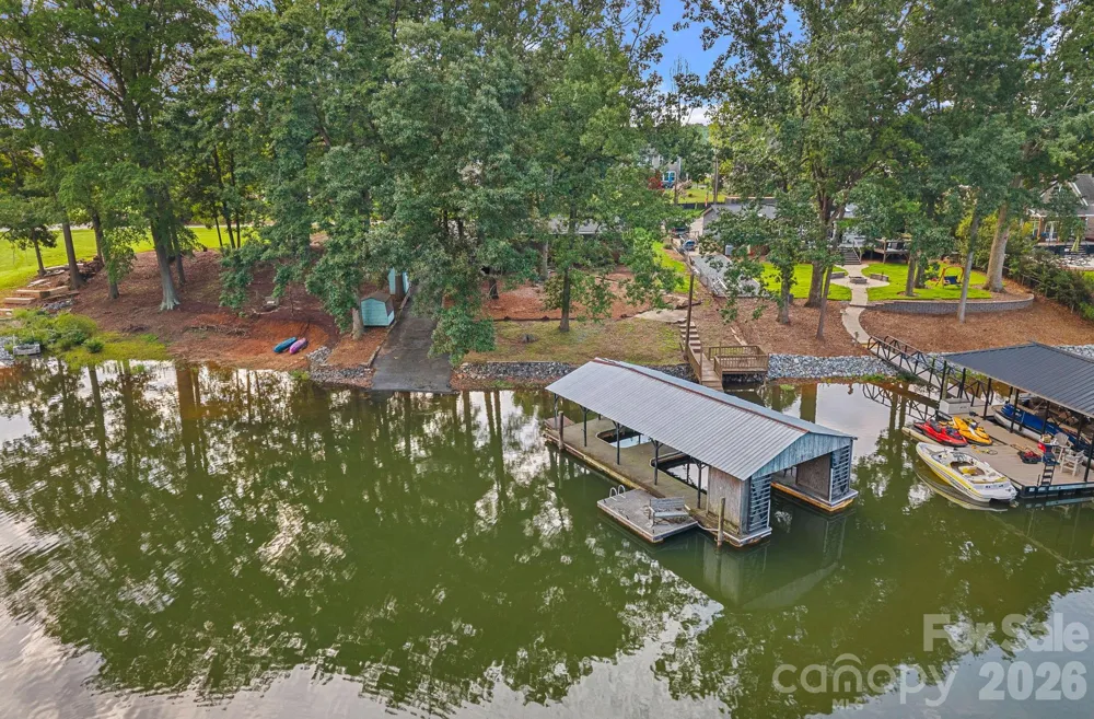 218 Lineberger Drive Mooresville, NC 28117
