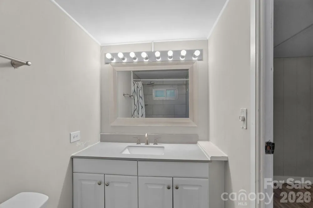 218 Lineberger Drive Mooresville, NC 28117