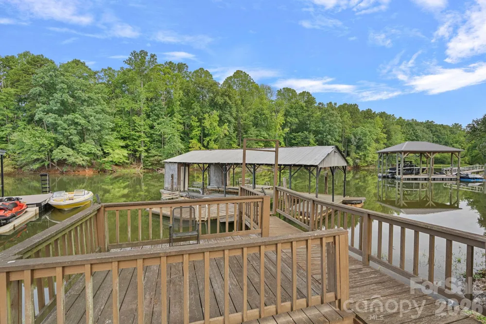 218 Lineberger Drive Mooresville, NC 28117