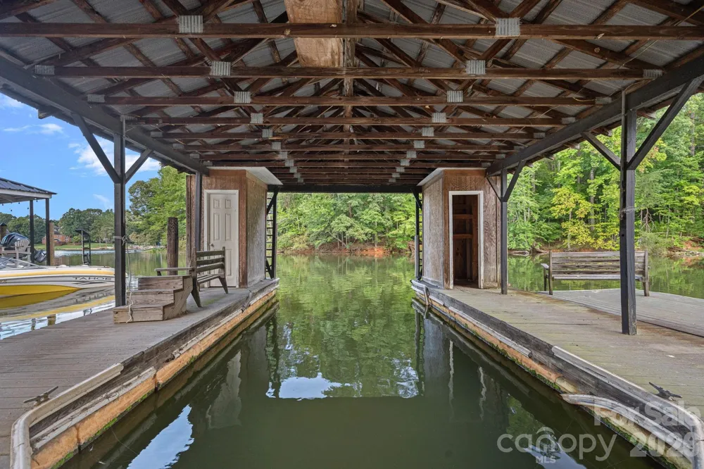 218 Lineberger Drive Mooresville, NC 28117