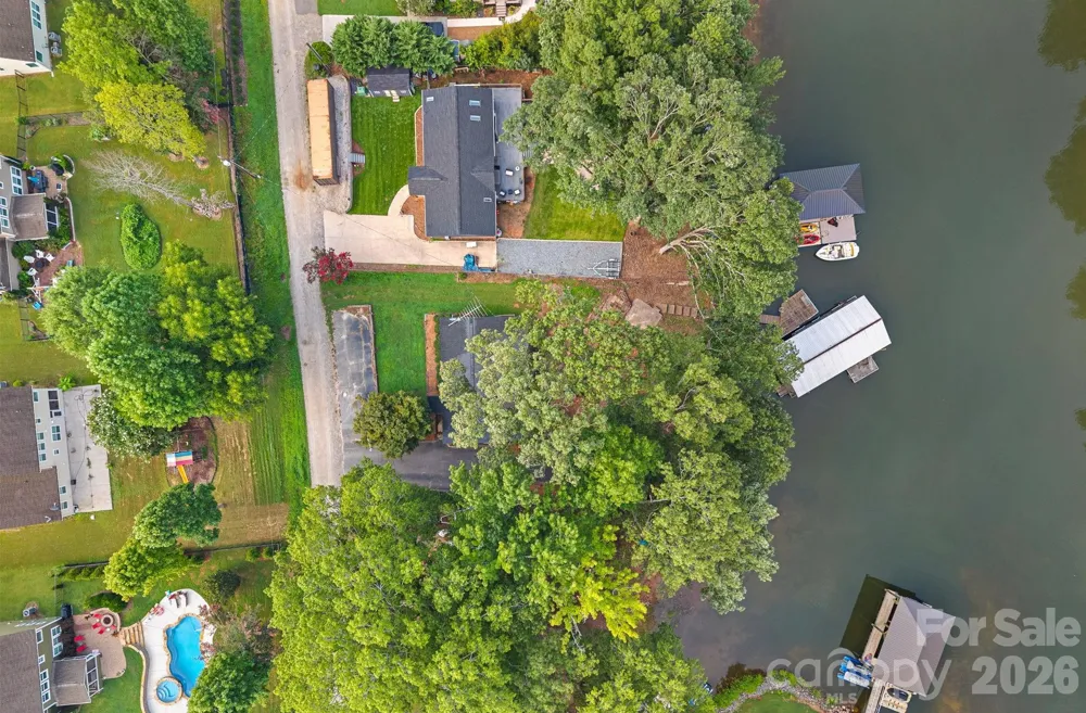 218 Lineberger Drive Mooresville, NC 28117