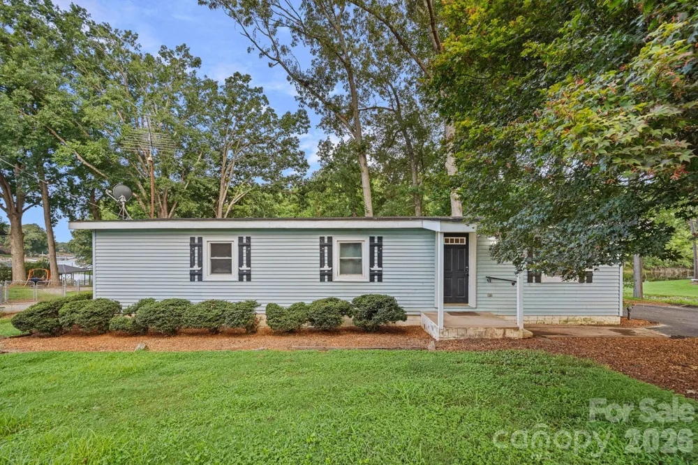 218 Lineberger Drive Mooresville, NC 28117