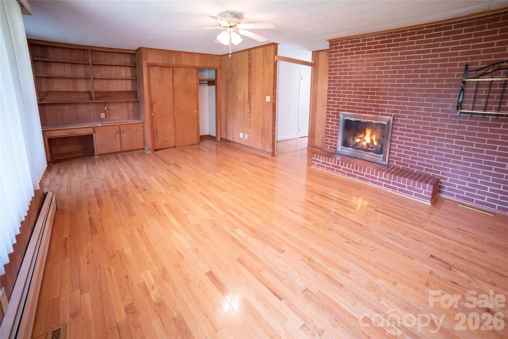 201 Woodlawn Drive Morganton, NC 28655
