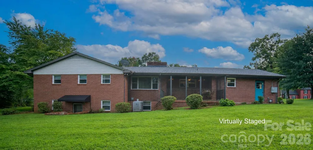 201 Woodlawn Drive Morganton, NC 28655