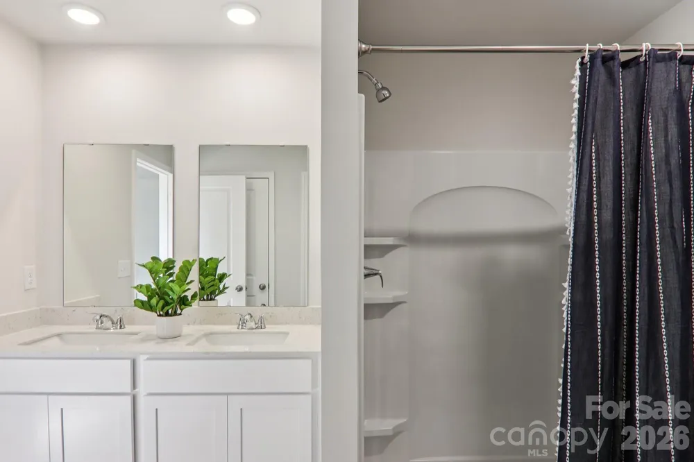 551 Tomlin Trail Spartanburg, SC 29301