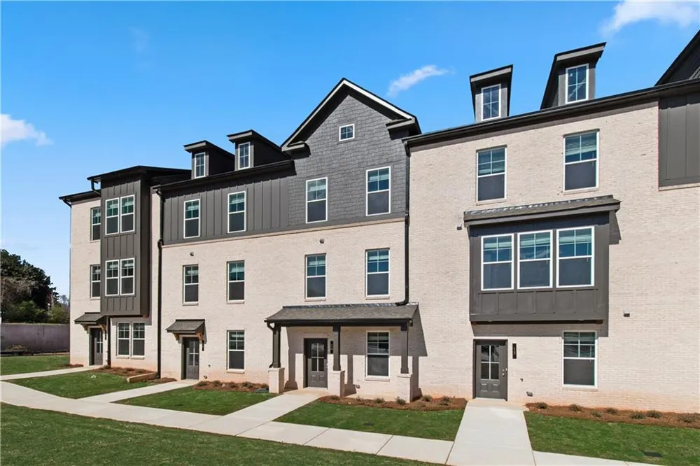 2818 Daybreak Lane Newnan, GA 30265