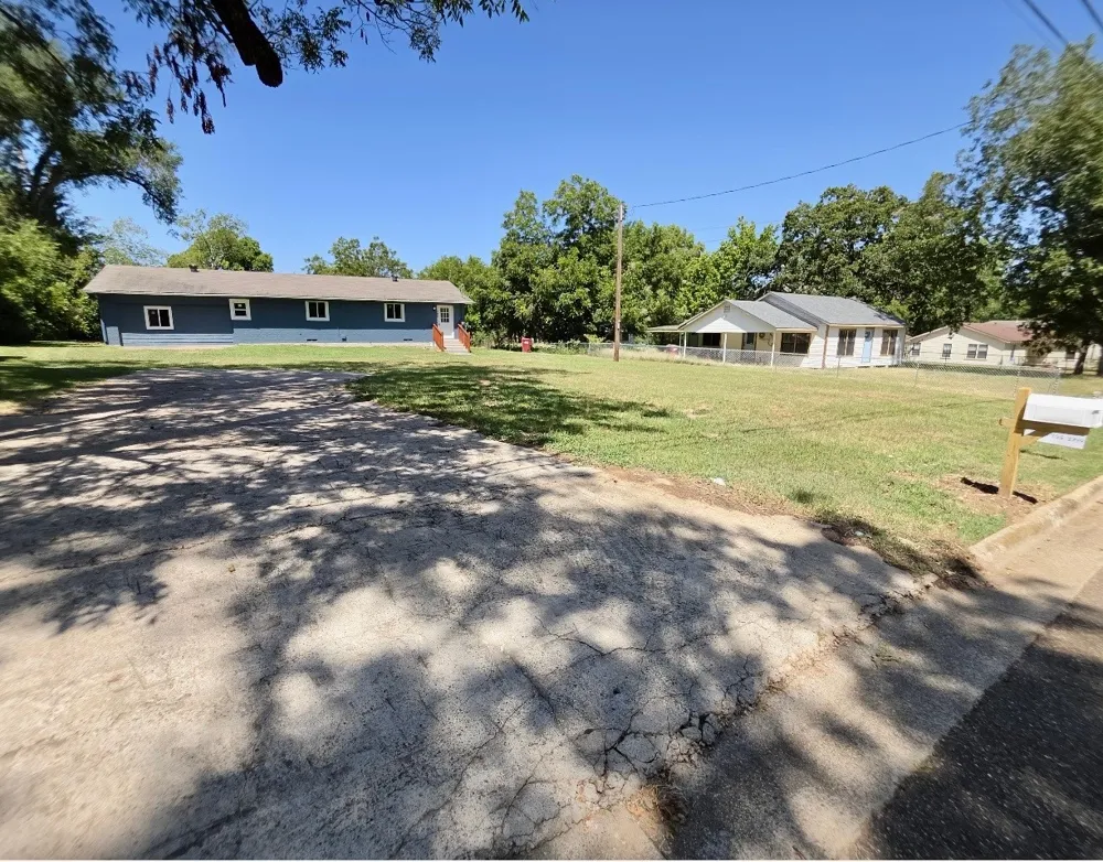 208 Miller Street Mount Vernon, TX 75457