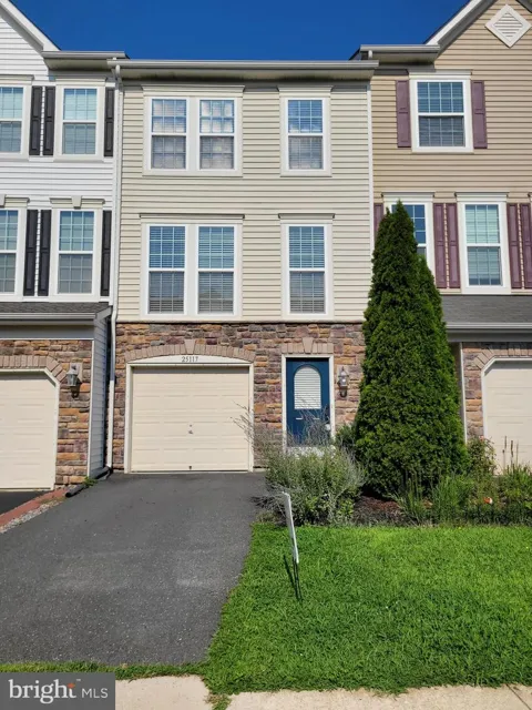 25117 SWEET MYRTLE SQUARE