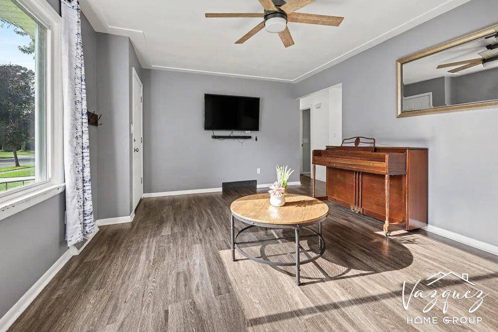 4113 Heron Avenue SW Wyoming, MI 49509