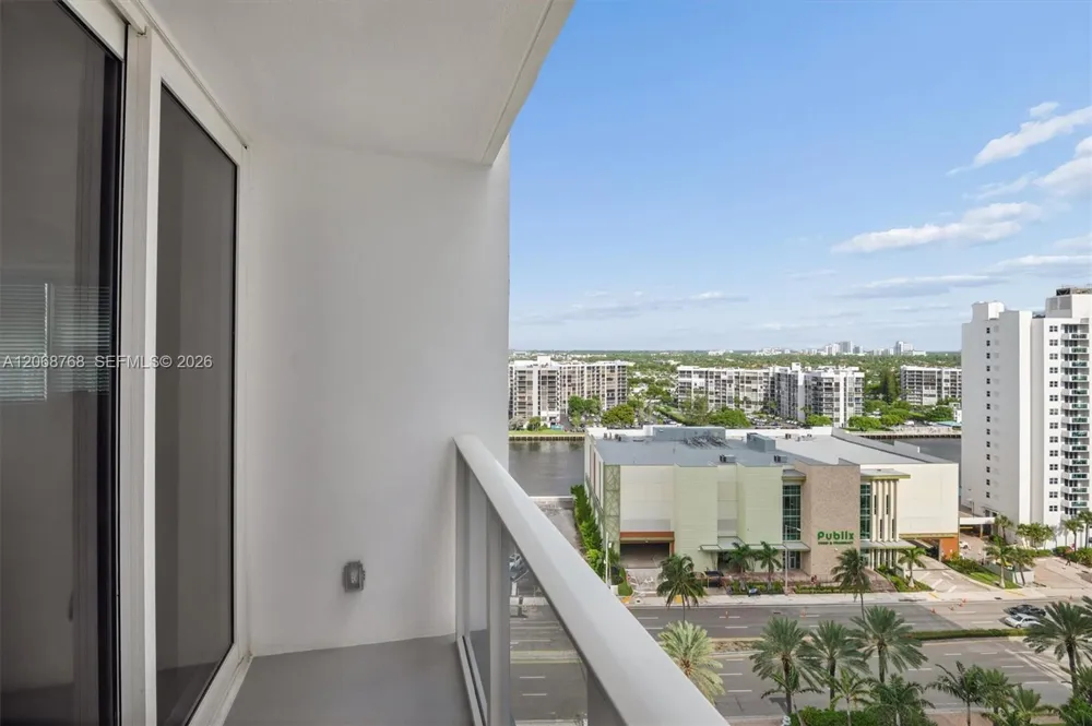 3505 S Ocean Dr #1505 Hollywood, FL 33019