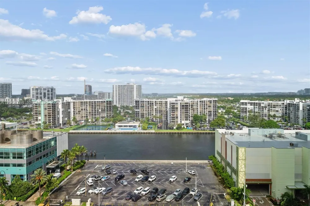 3505 S Ocean Dr #1505 Hollywood, FL 33019