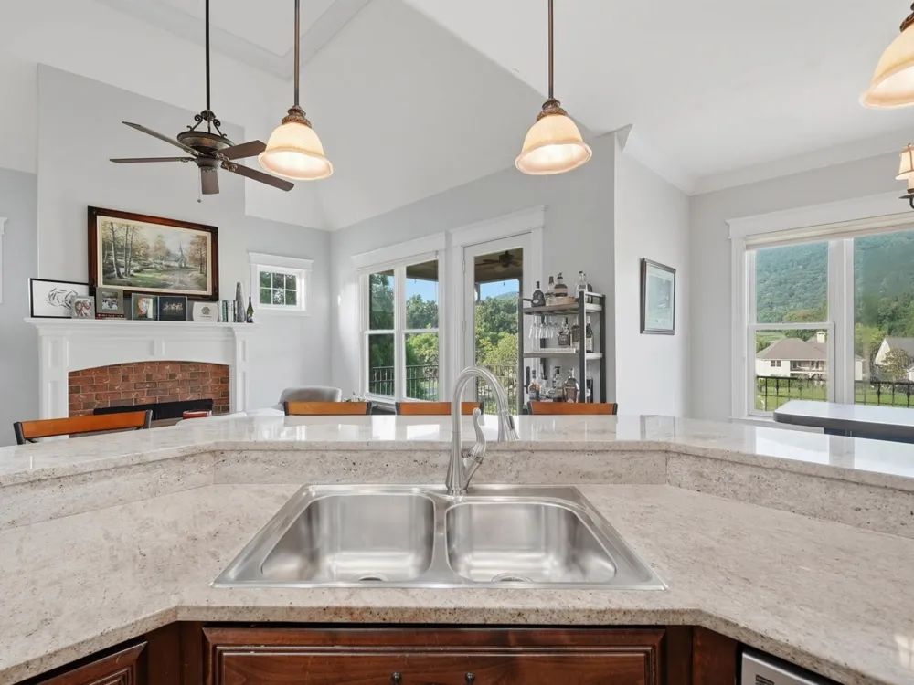549 Magnolia Vale Drive Chattanooga, TN 37419