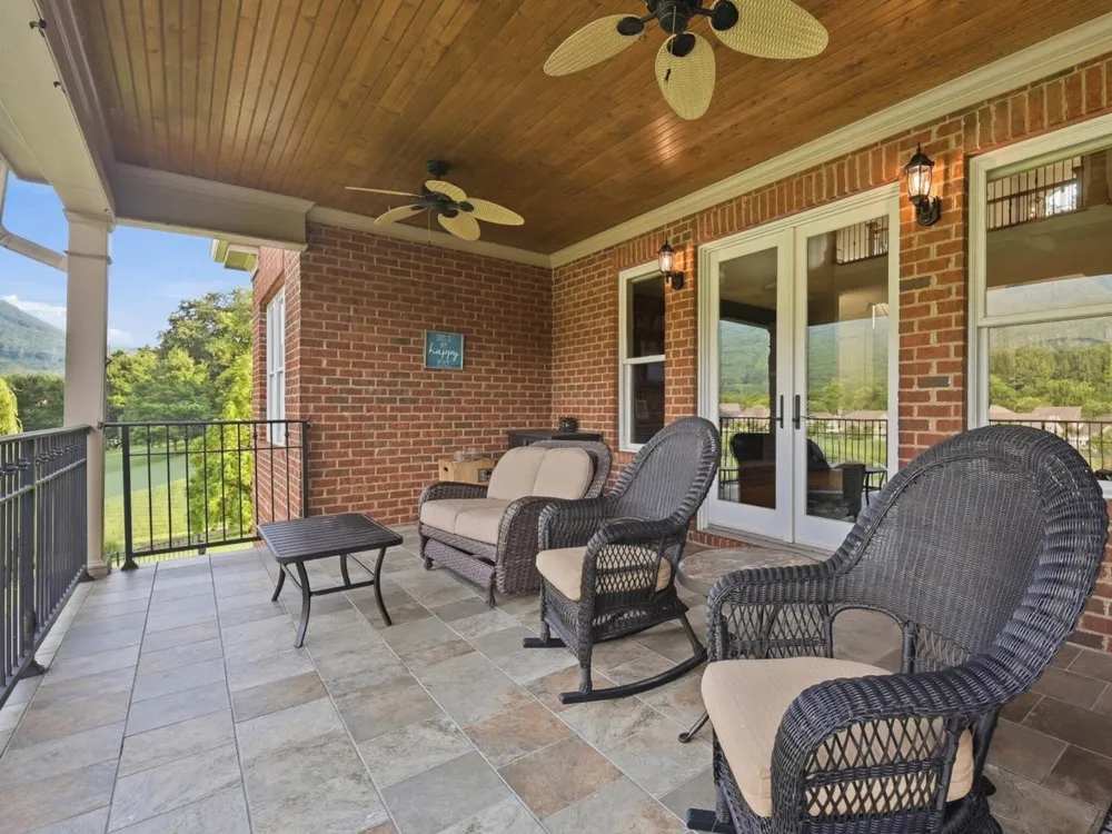 549 Magnolia Vale Drive Chattanooga, TN 37419