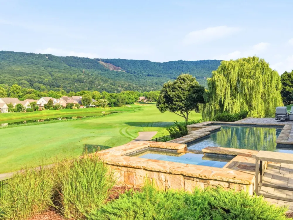 549 Magnolia Vale Drive Chattanooga, TN 37419