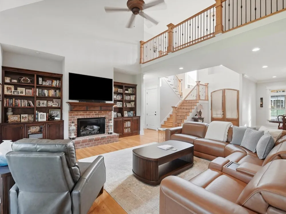 549 Magnolia Vale Drive Chattanooga, TN 37419